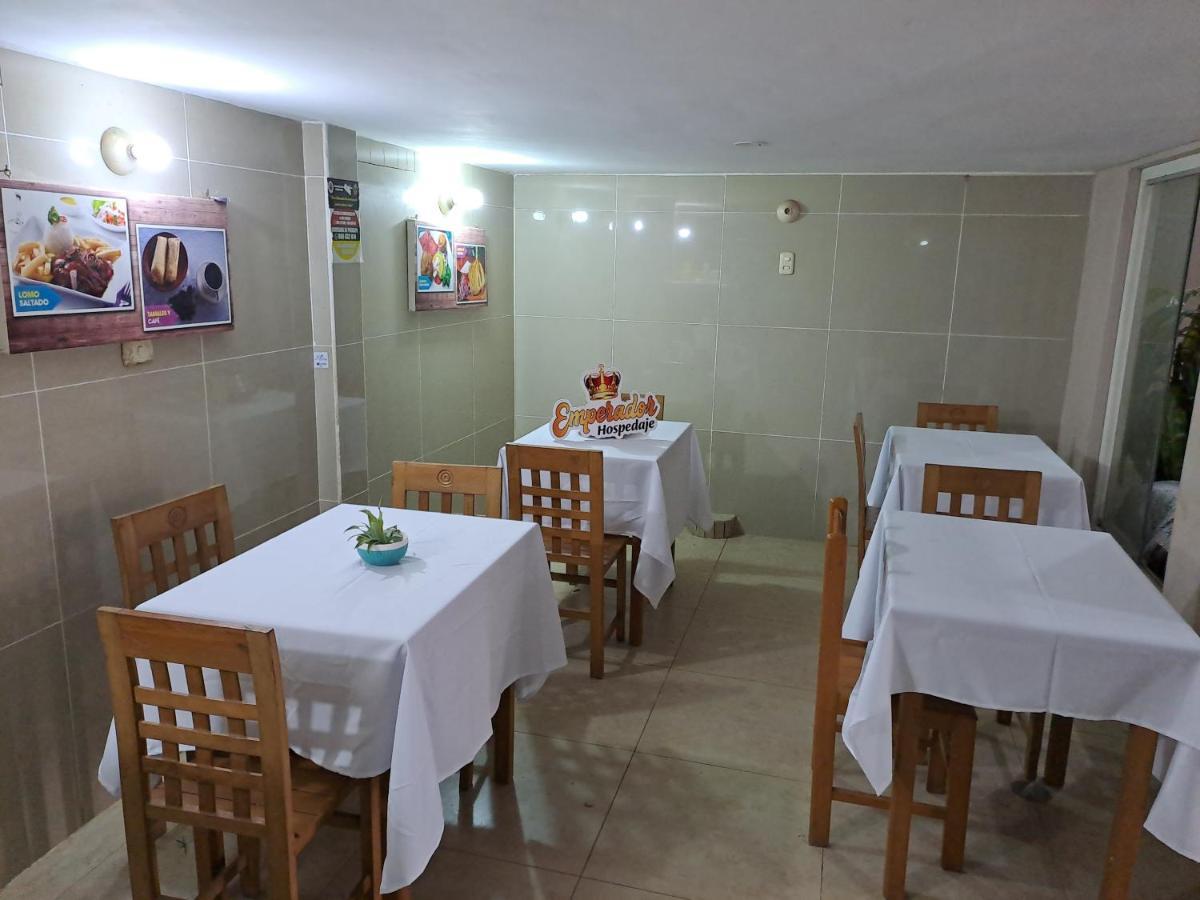 Hotel Hospedaje El Emperador Pucallpa Esterno foto