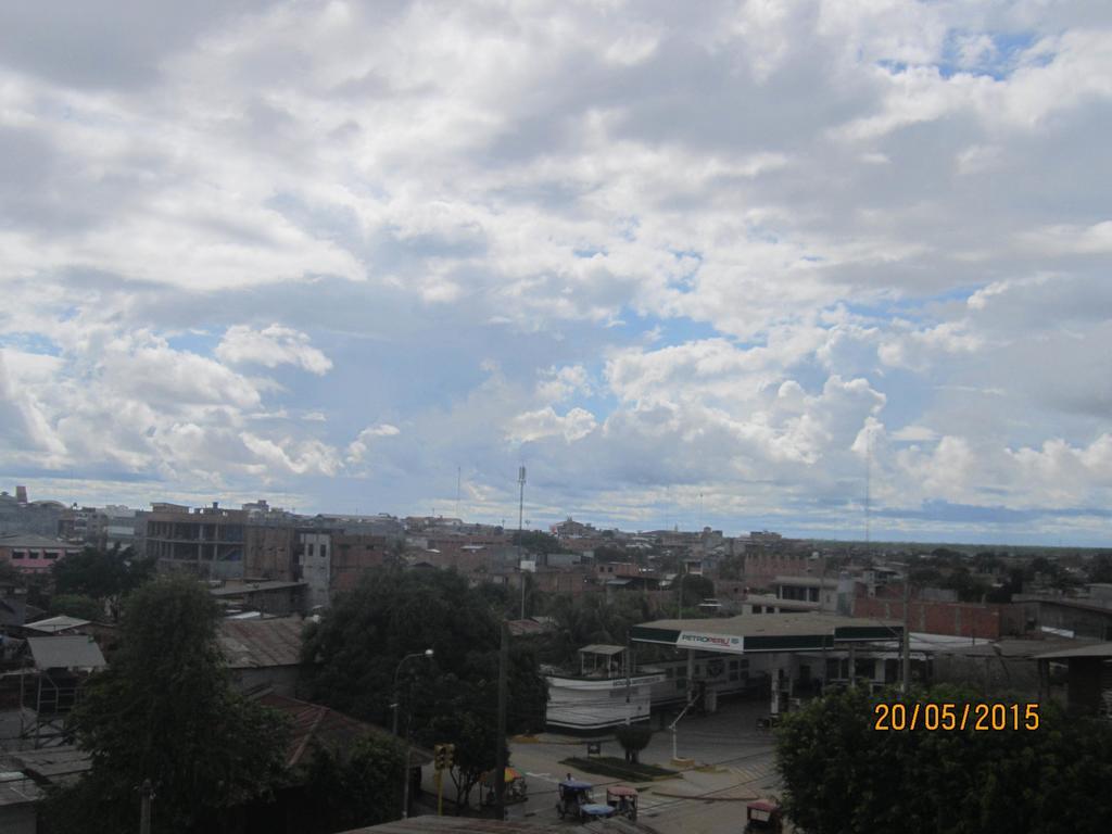 Hotel Hospedaje El Emperador Pucallpa Esterno foto