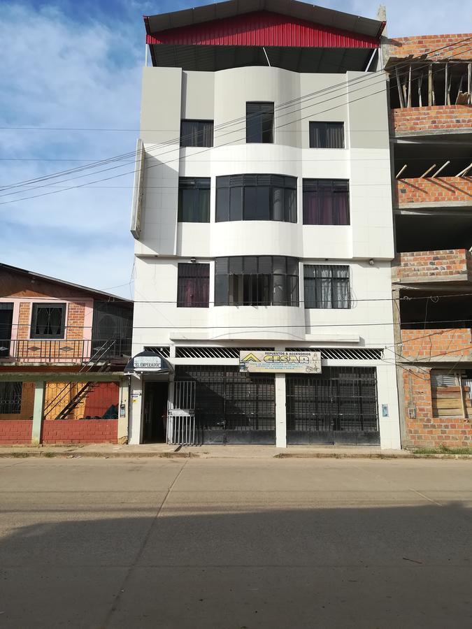 Hotel Hospedaje El Emperador Pucallpa Esterno foto